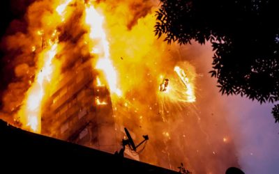 Os corpos que aqui queimam, também queimam como lá: a emblemática tragédia da Grenfell Tower em Londres